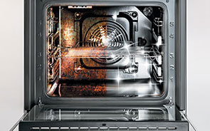 Почистване на фурната – по-лесно от всякога
